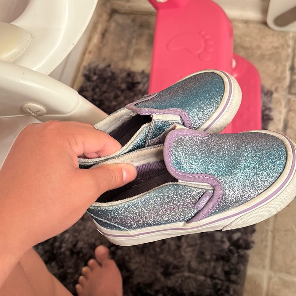 Toddler sneakers
